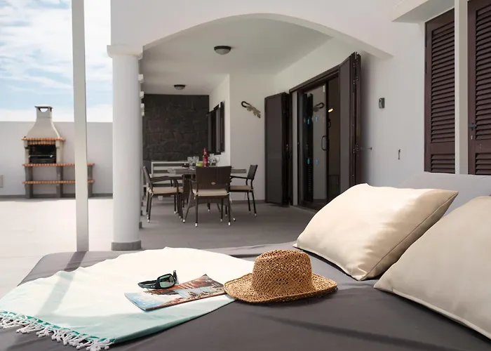 Casa Reina Playa Blanca